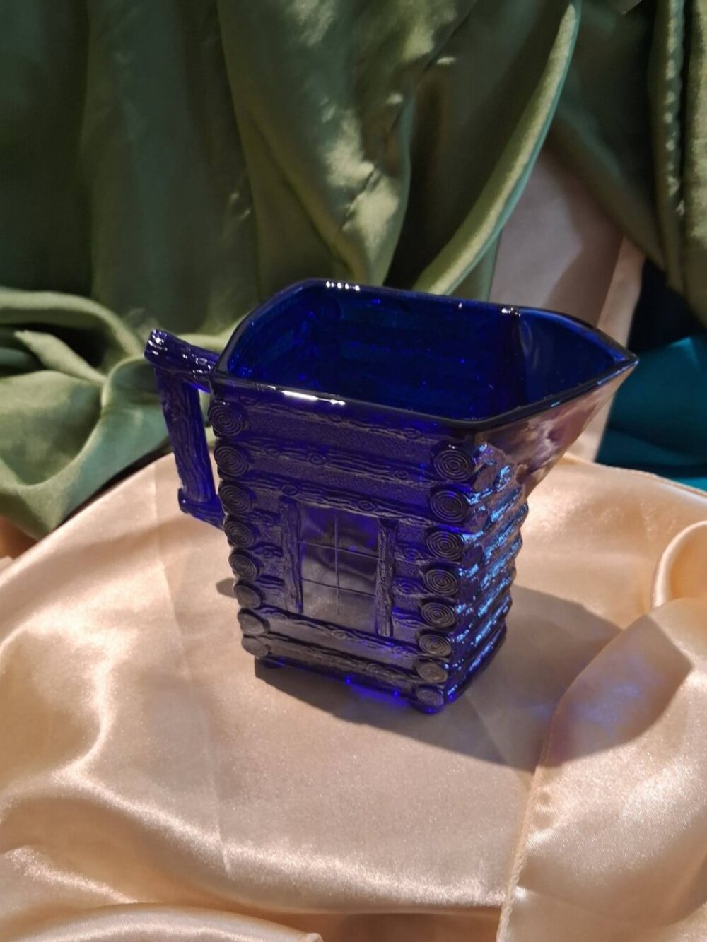 Vintage Tiara Exclusives Cobalt Blue Glass Log Cabin Syrup Pitcher / Creamer
